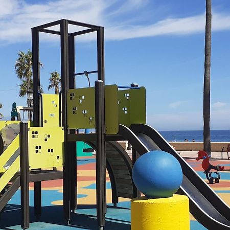 Centro Playa De Sabinillas Manilva Сан Луис де Сабинияс Екстериор снимка