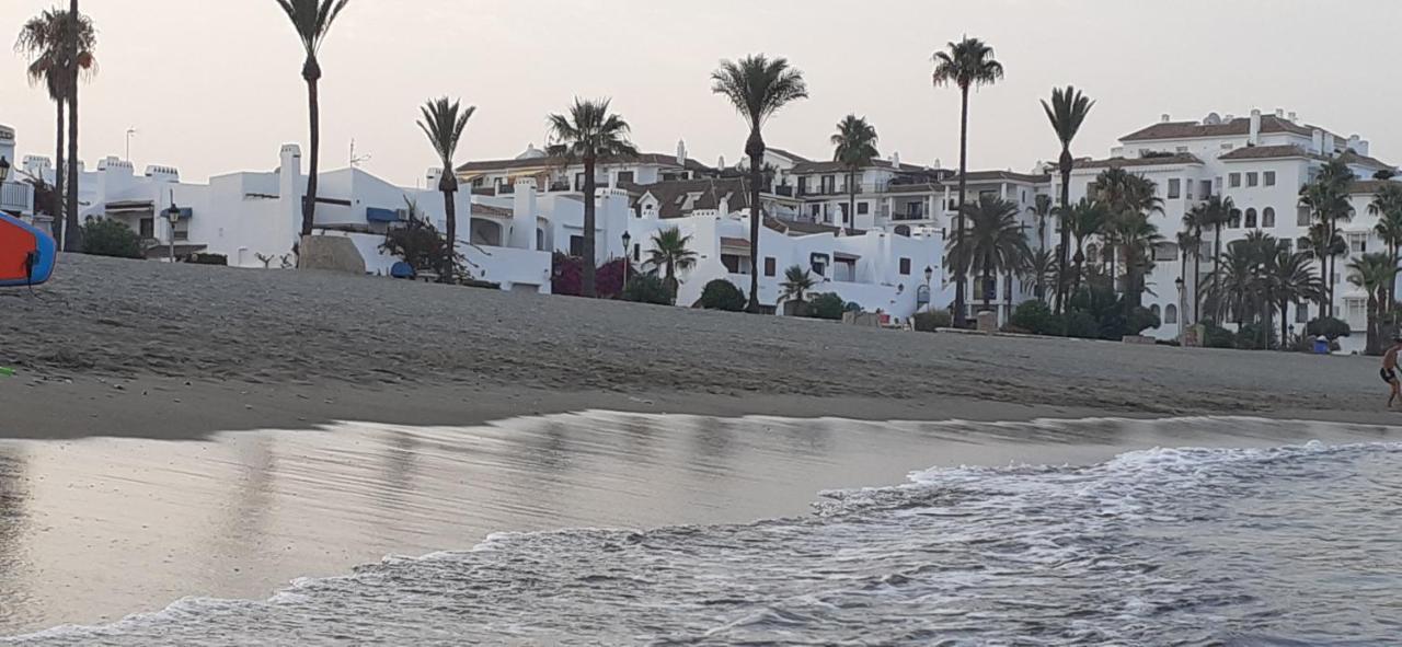 Centro Playa De Sabinillas Manilva Сан Луис де Сабинияс Екстериор снимка