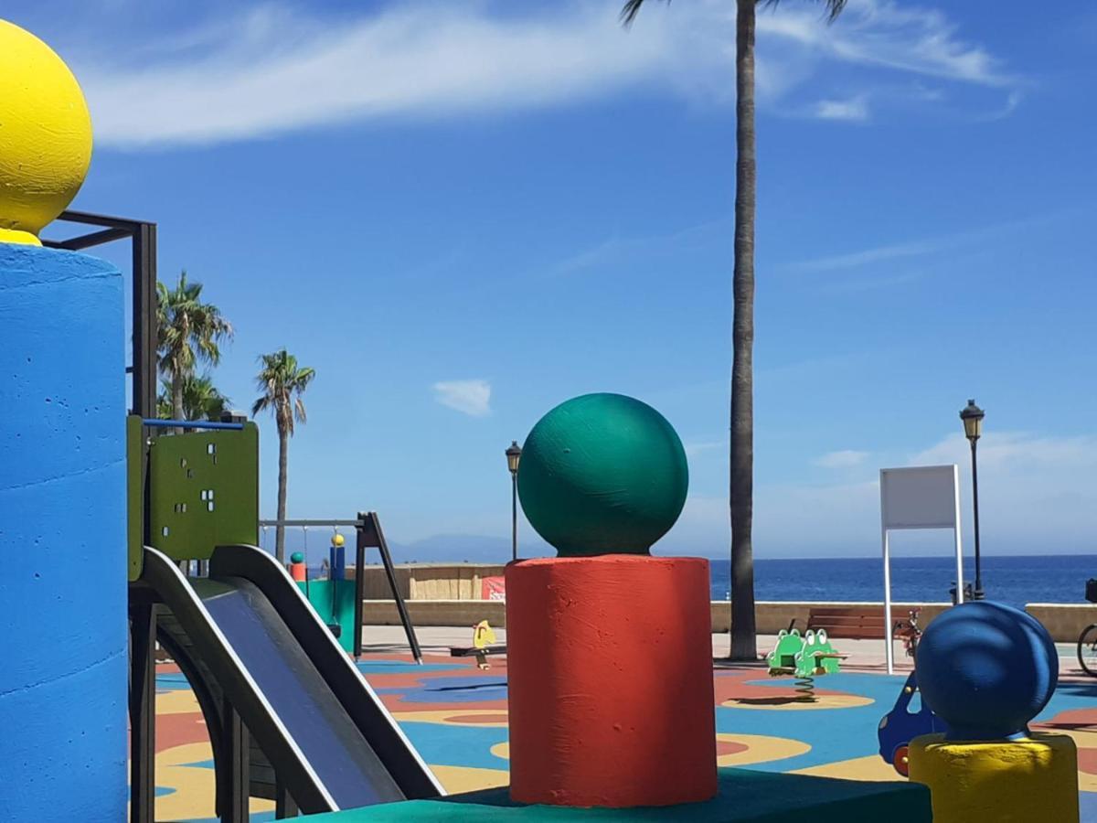 Centro Playa De Sabinillas Manilva Сан Луис де Сабинияс Екстериор снимка